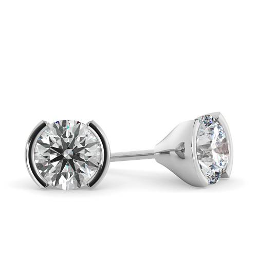 HER29 Round Stud Diamond Earrings