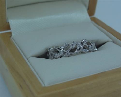 main product photo White Gold