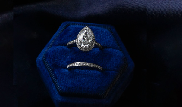 Why Choose a Halo Engagement Ring?